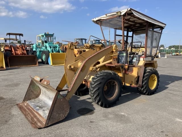 MINI WHEEL LOADER — Auction (lot 8456-122)