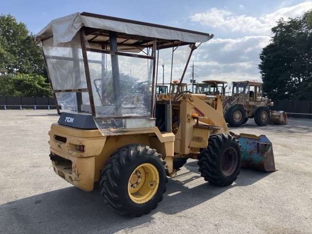 MINI WHEEL LOADER — Auction (lot 8456-122)