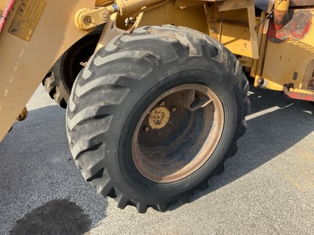 MINI WHEEL LOADER — Auction (lot 8456-122)