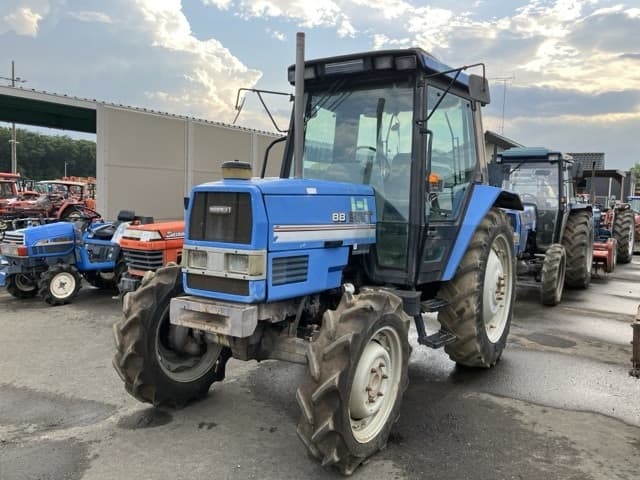 Tractor — Auction (lot 8456-1222)