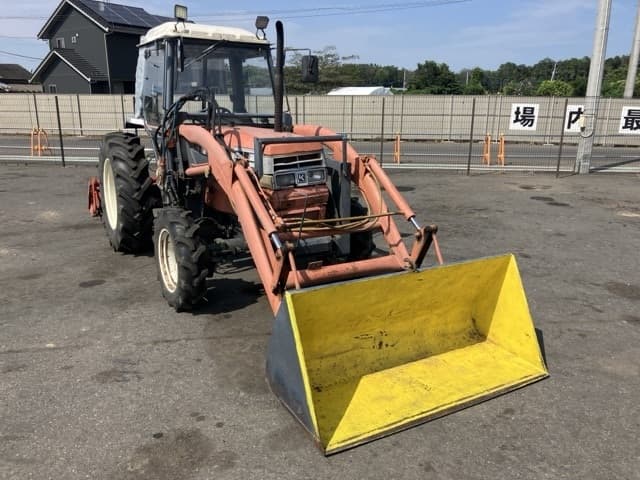 Tractor — Auction (lot 8456-1224)