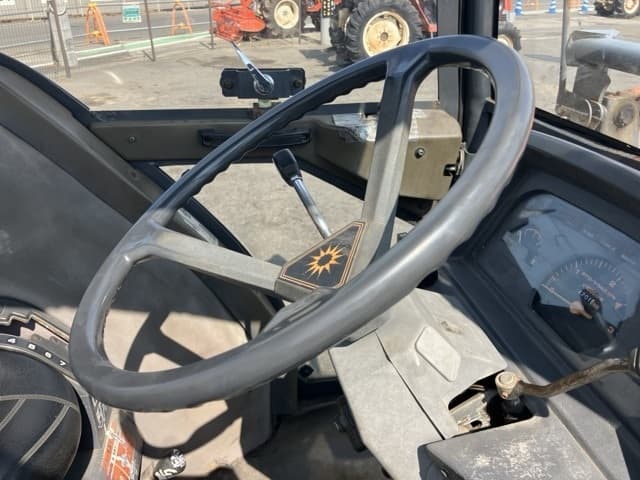 Tractor — Auction (lot 8456-1224)