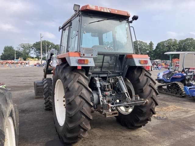 Tractor — Auction (lot 8456-1226)