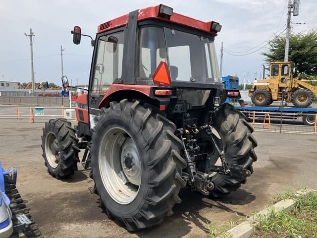 Tractor — Auction (lot 8456-1227)