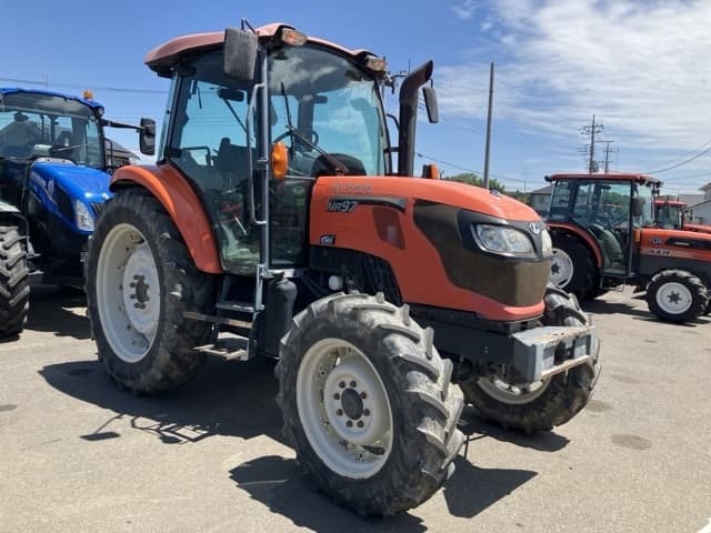 Tractor — Auction (lot 8456-1229)