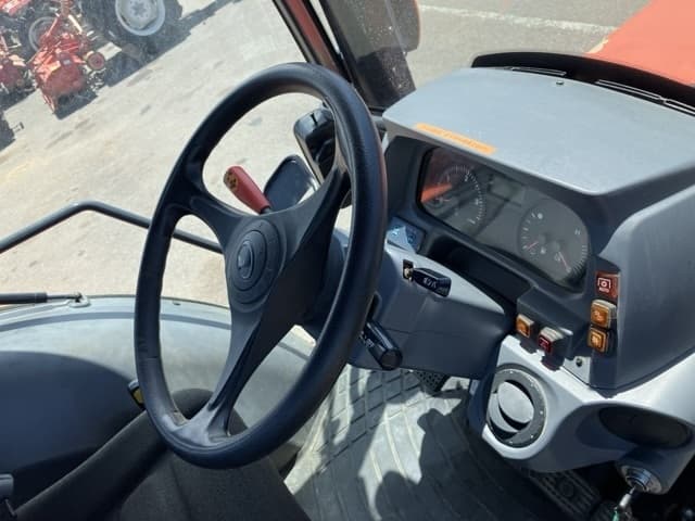 Tractor — Auction (lot 8456-1229)