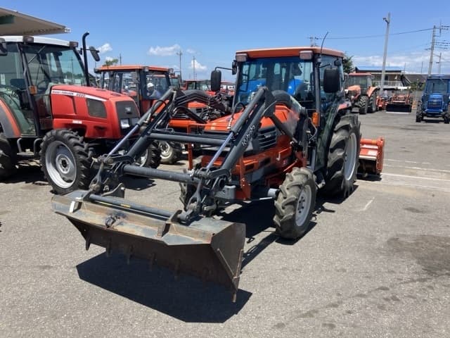 Tractor — Auction (lot 8456-1231)