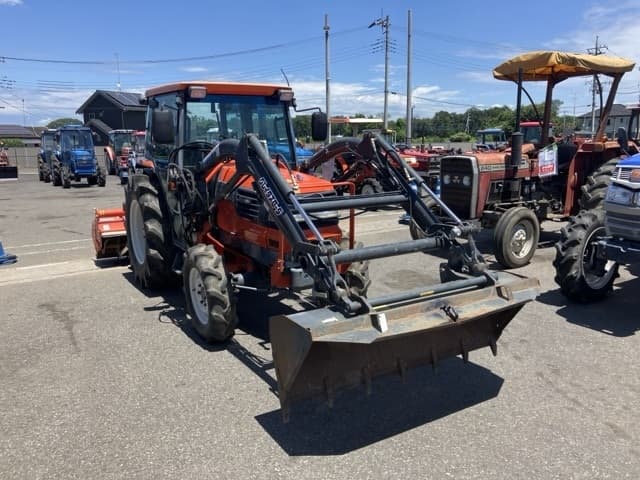 Tractor — Auction (lot 8456-1231)