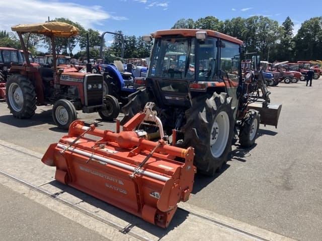 Tractor — Auction (lot 8456-1231)