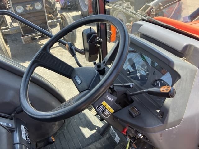 Tractor — Auction (lot 8456-1231)