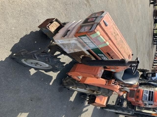 Tractor — Auction (lot 8456-1232)