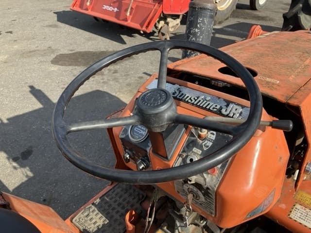 Tractor — Auction (lot 8456-1232)