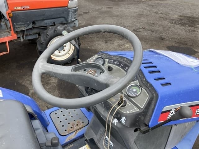 Tractor — Auction (lot 8456-1233)