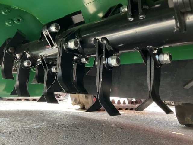 MOWING MACHINE — Auction (lot 8456-1245)