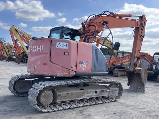 EXCAVATOR — Auction (lot 8456-125)