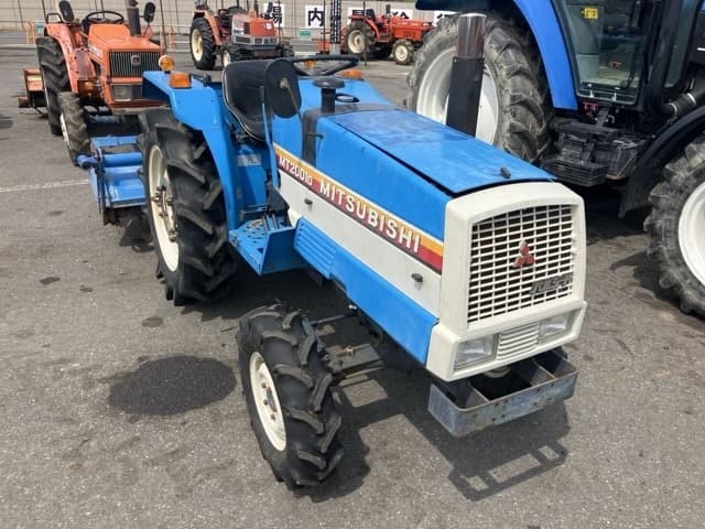 Tractor — Auction (lot 8456-1254)