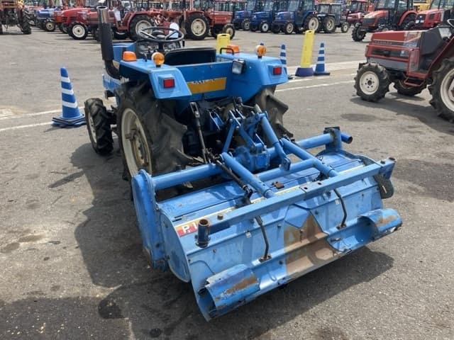 Tractor — Auction (lot 8456-1254)