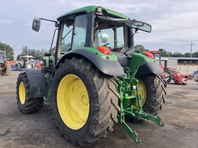 Tractor — Auction (lot 8456-1256)