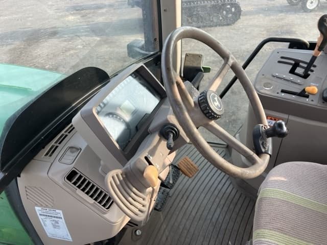 Tractor — Auction (lot 8456-1256)