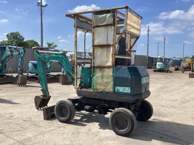 MINI EXCAVATOR — Auction (lot 8456-127)