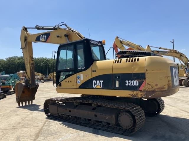 EXCAVATOR — Auction (lot 8456-128)