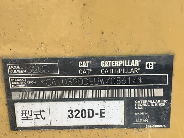 EXCAVATOR — Auction (lot 8456-128)