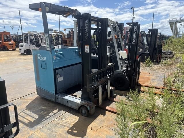 Reach Forklift — Auction (lot 8456-12801)