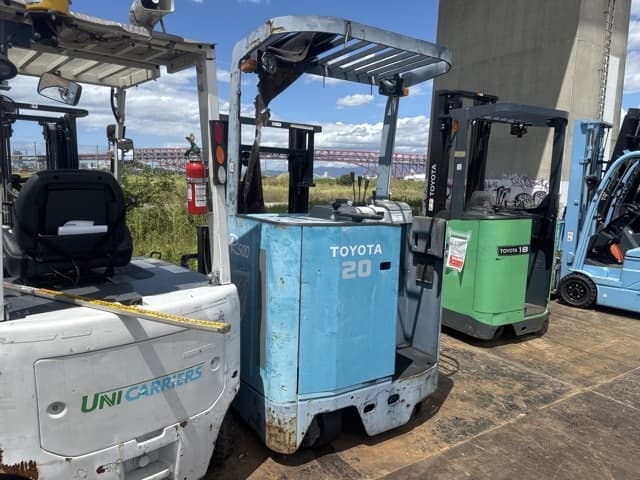 Reach Forklift — Auction (lot 8456-12801)