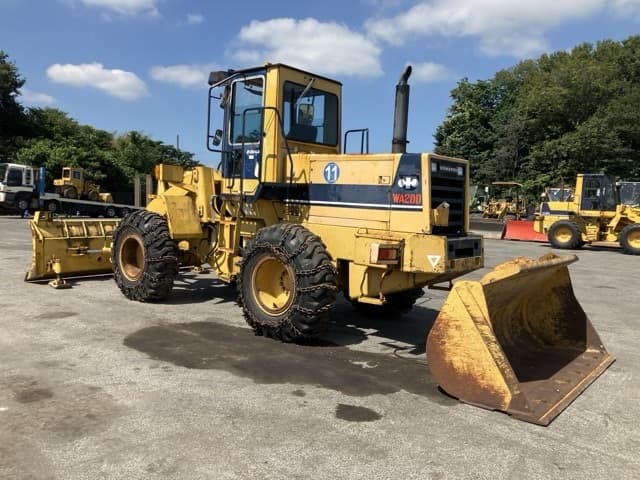 WHEEL LOADER — Auction (lot 8456-130)