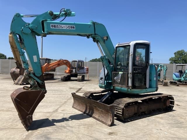 EXCAVATOR — Auction (lot 8456-132)