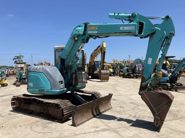 EXCAVATOR — Auction (lot 8456-132)