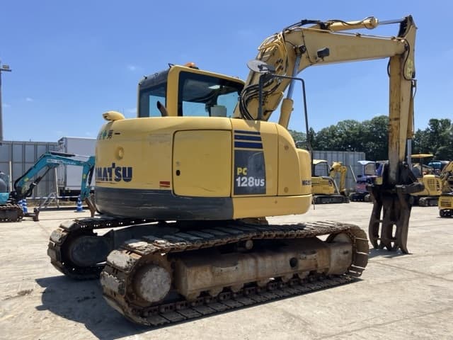 EXCAVATOR — Auction (lot 8456-138)