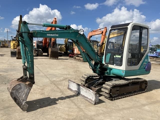 MINI EXCAVATOR — Auction (lot 8456-146)