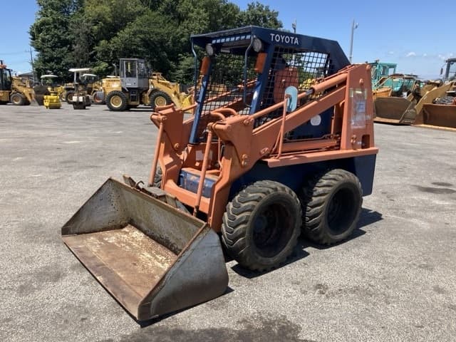SKID STEER LOADER — Auction (lot 8456-148)
