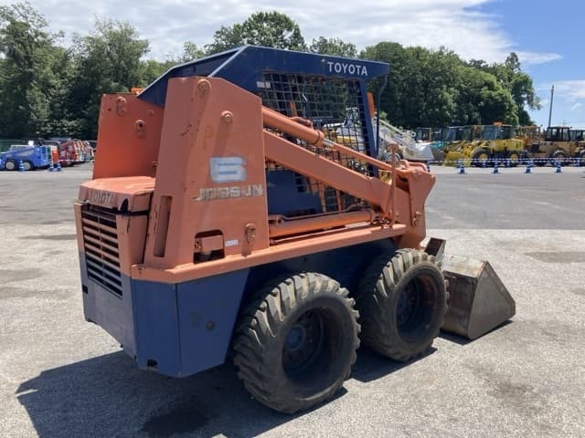 SKID STEER LOADER — Auction (lot 8456-148)