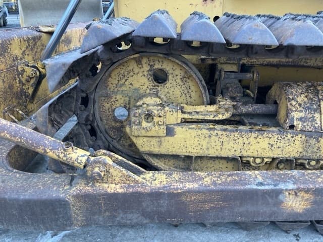Bulldozer — Auction (lot 8456-149)