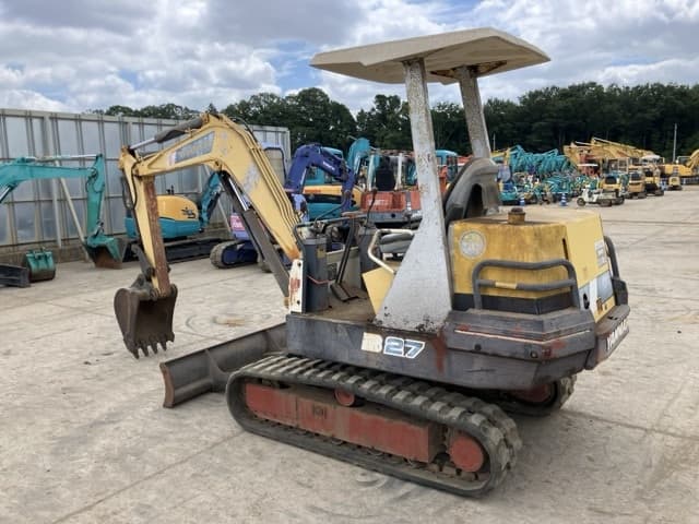 MINI EXCAVATOR — Auction (lot 8456-15)