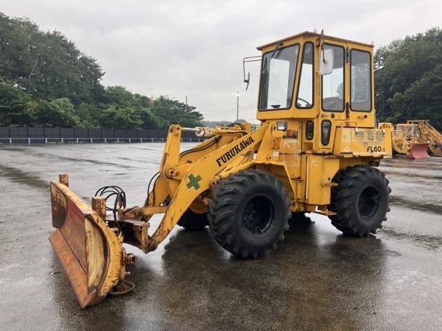 WHEEL LOADER — Auction (lot 8456-152)
