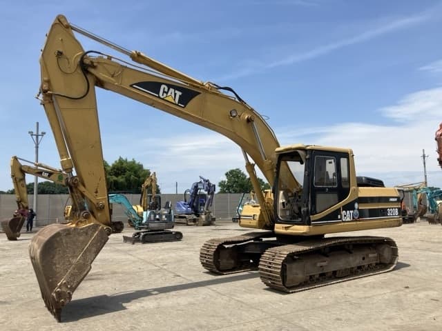 EXCAVATOR — Auction (lot 8456-155)