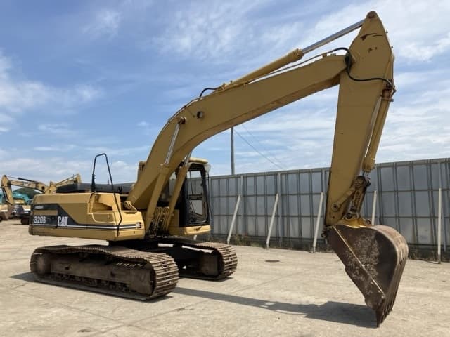 EXCAVATOR — Auction (lot 8456-155)