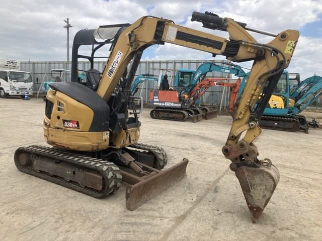 MINI EXCAVATOR — Auction (lot 8456-16)