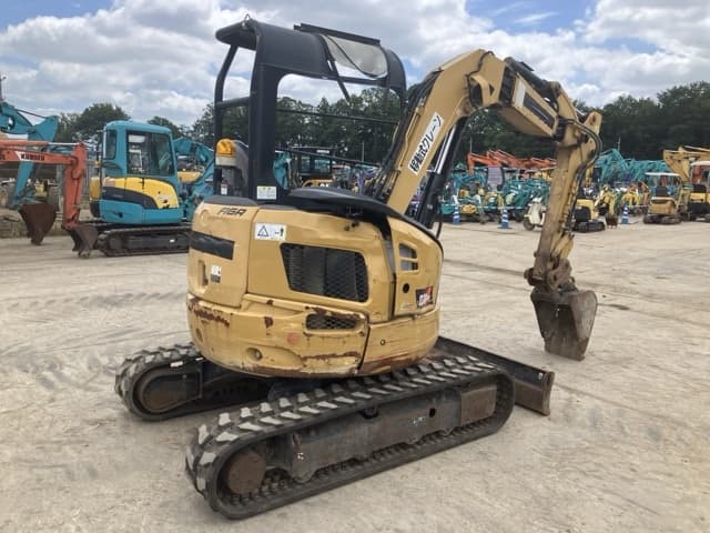 MINI EXCAVATOR — Auction (lot 8456-16)