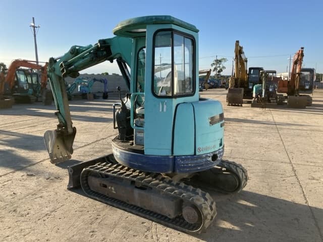 MINI EXCAVATOR — Auction (lot 8456-161)