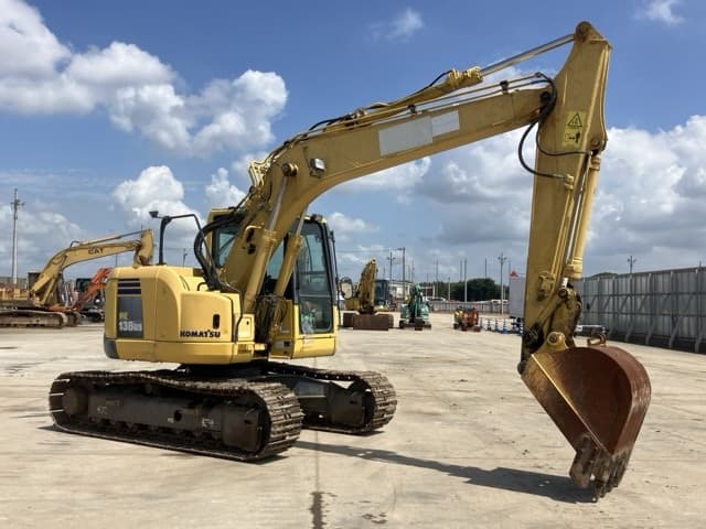 EXCAVATOR — Auction (lot 8456-167)