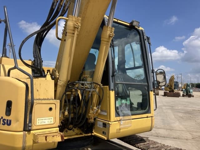 EXCAVATOR — Auction (lot 8456-167)