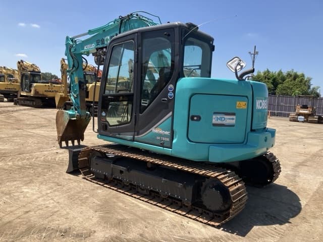 EXCAVATOR — Auction (lot 8456-168)