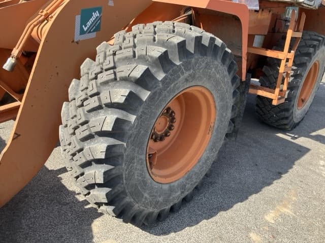WHEEL LOADER — Auction (lot 8456-170)