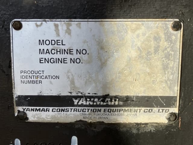 MINI EXCAVATOR — Auction (lot 8456-173)