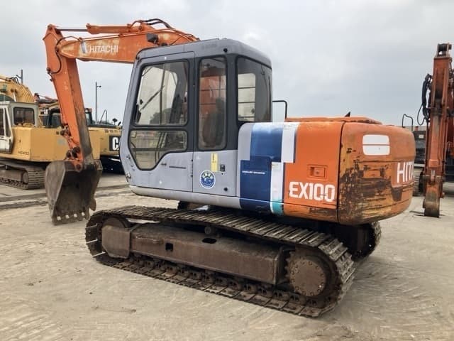 EXCAVATOR — Auction (lot 8456-176)