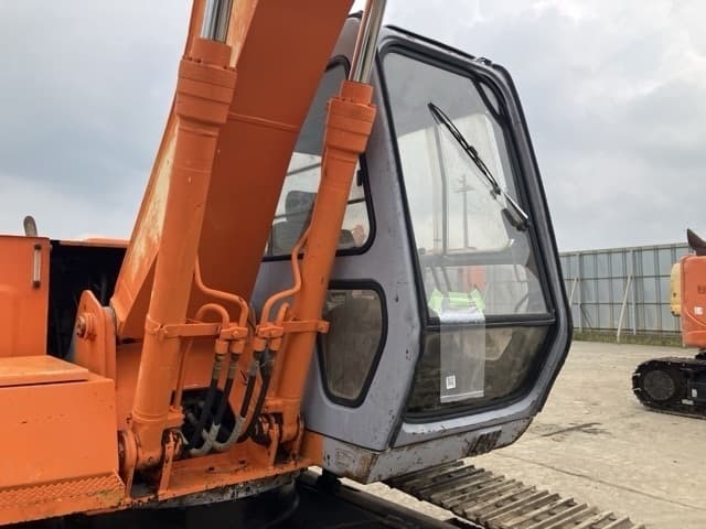 EXCAVATOR — Auction (lot 8456-176)